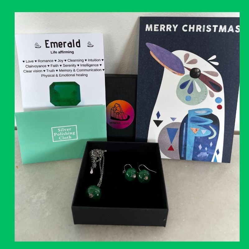 emerald necklace and earrings gift set